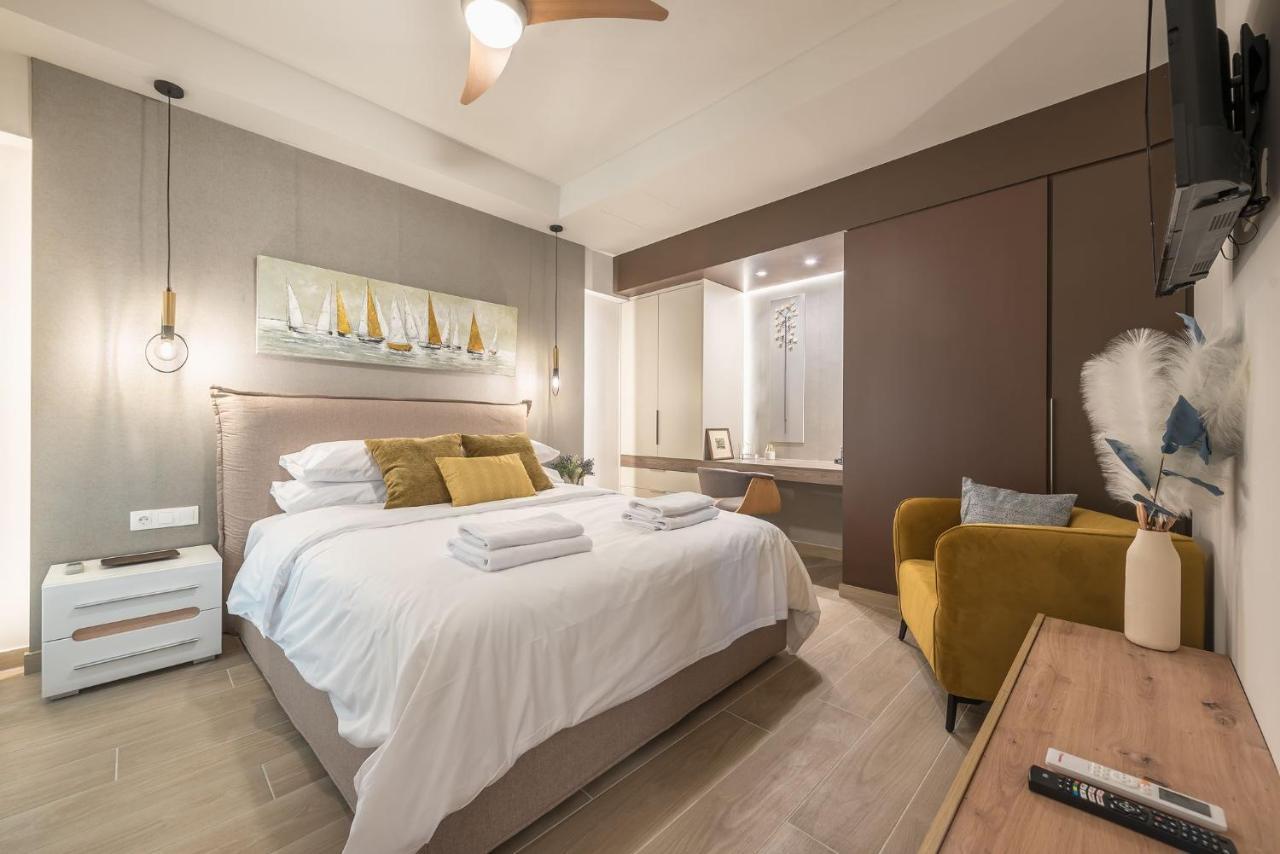 Apartmán Beautiful & Renovated Aprtm In Pireus Exteriér fotografie