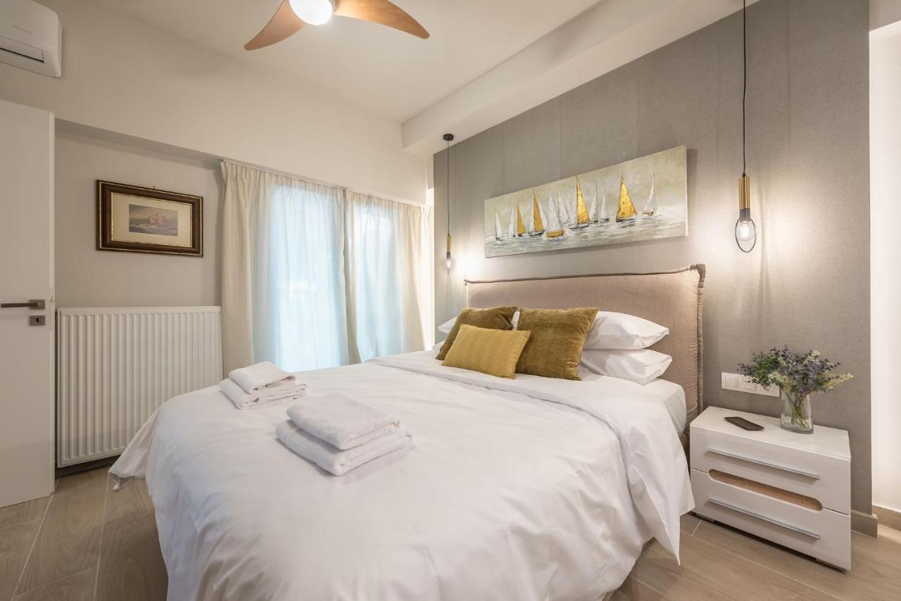 Apartmán Beautiful & Renovated Aprtm In Pireus Exteriér fotografie
