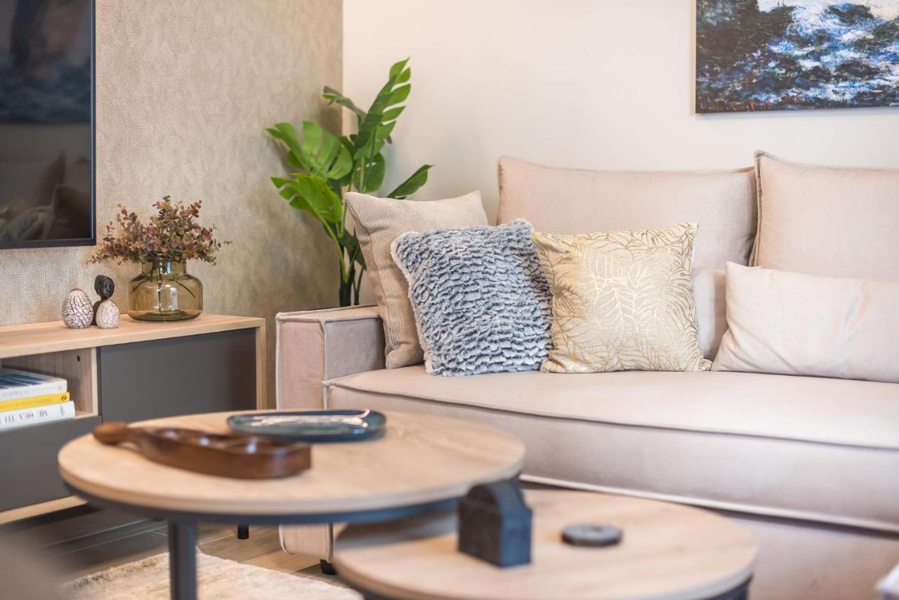 Apartmán Beautiful & Renovated Aprtm In Pireus Exteriér fotografie